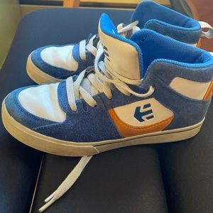 Boys’ Etnies high top sneakers